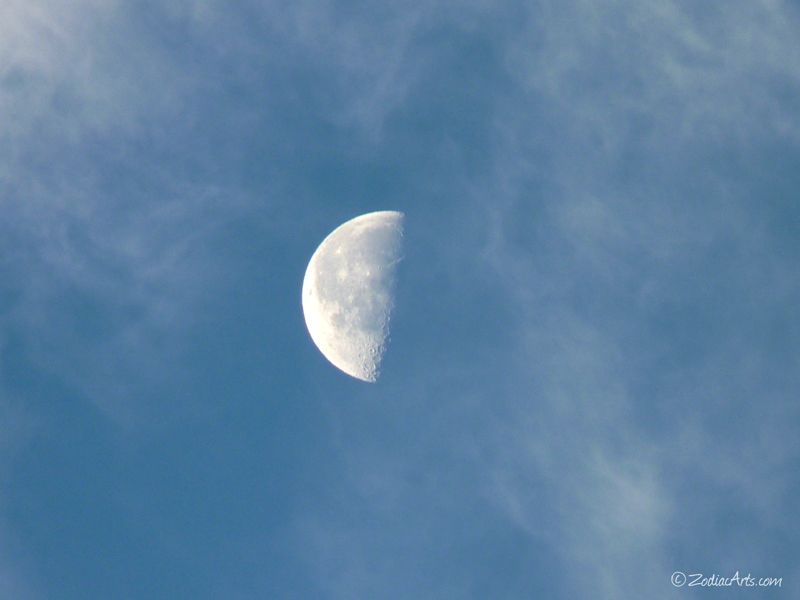 20160131-0727-p1270539-moon7-clouds