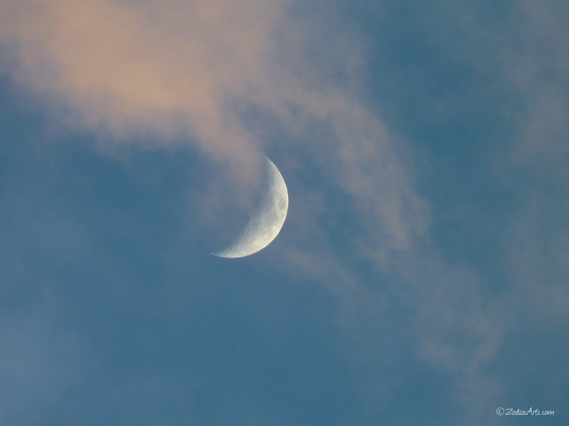 20160906-1835-p1360208-moon2-clouds