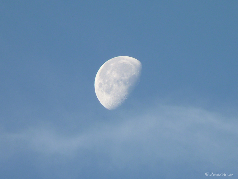 20141013-0654-P1140921-Moon6-7-Clouds